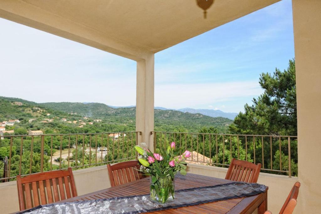 Fiori Di Santa Giulia Porto Vecchio
